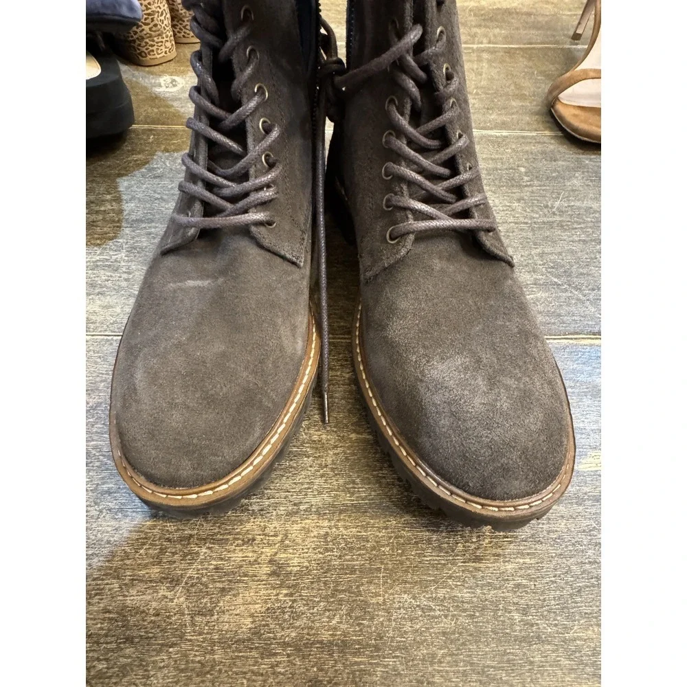 Nordstrom Maxwell Waterproof‎ Boot  Size 7 Gray Suede Ortholite